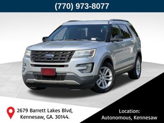 Used 2017 Ford Explorer XLT image 1
