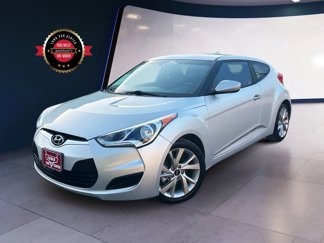 Used 2016 Hyundai Veloster image 1