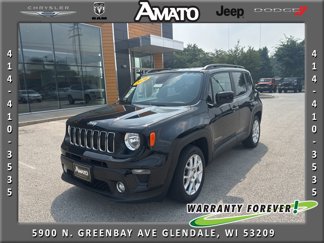 Used 2020 Jeep Renegade Latitude w/ Cold Weather Group image 1