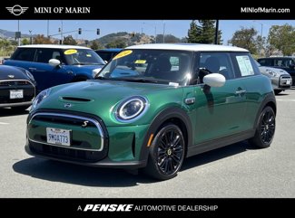 Used 2024 MINI Cooper SE image 1