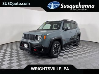 Used 2016 Jeep Renegade Trailhawk w/ Premium Trailhawk Package image 1