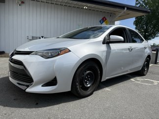 Used 2019 Toyota Corolla LE image 1