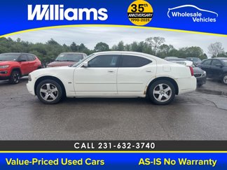 Used 2010 Dodge Charger SXT image 1