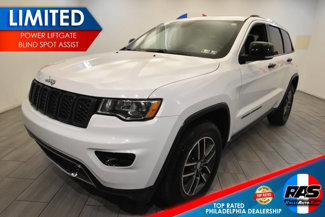 Used 2017 Jeep Grand Cherokee Limited image 1