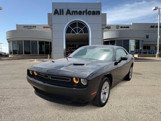 Used 2023 Dodge Challenger SXT image 1