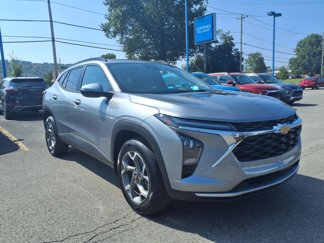 New 2025 Chevrolet Trax LT w/ LT Convenience Package image 1