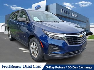 Used 2022 Chevrolet Equinox LS w/ LS Convenience Package image 1