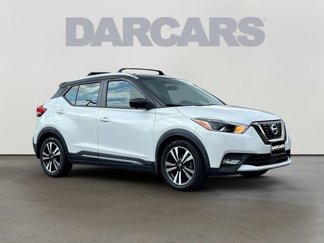 Used 2020 Nissan Kicks SR w/ SR Premium Package image 1