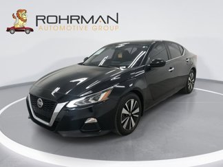 Used 2021 Nissan Altima 2.5 SV image 1