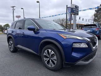 Used 2023 Nissan Rogue SV image 1