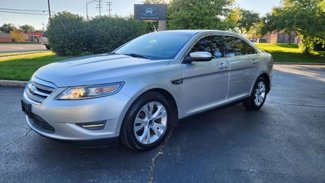 Used 2010 Ford Taurus SEL image 1