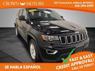Used 2020 Jeep Grand Cherokee Laredo image 1