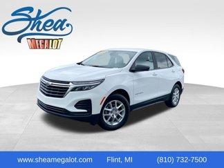 Used 2023 Chevrolet Equinox LS w/ LS Convenience Package image 1