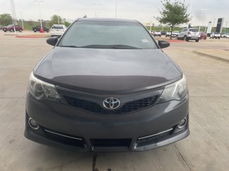 Used 2014 Toyota Camry SE image 1