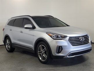 Used 2017 Hyundai Santa Fe SE image 1