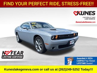 Used 2023 Dodge Challenger SXT w/ Cold Weather Group image 1