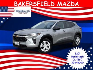 Used 2024 Chevrolet Trax LS w/ Driver Confidence Package image 1