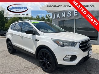 Used 2017 Ford Escape SE w/ SE Sport Appearance Package image 1