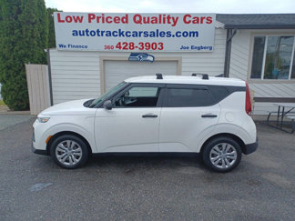 Used 2020 Kia Soul LX image 1