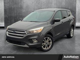 Used 2017 Ford Escape SE image 1