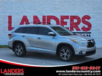 Used 2016 Toyota Highlander XLE image 1