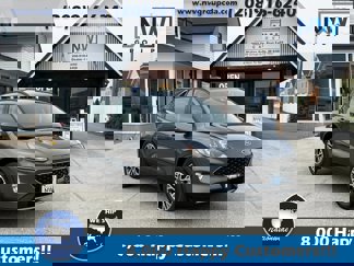 Used 2020 Ford Escape SEL image 1