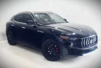 Used 2017 Maserati Levante w/ Luxury Package image 1
