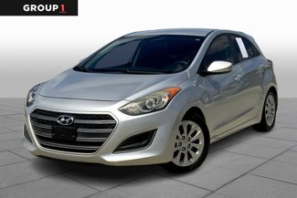 Used 2016 Hyundai Elantra GT image 1