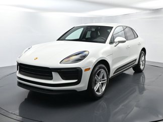 Certified 2022 Porsche Macan image 1