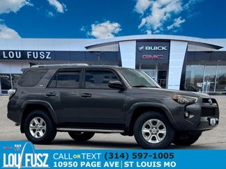 Used 2015 Toyota 4Runner SR5 image 1