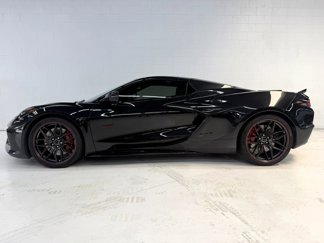 Used 2023 Chevrolet Corvette Z06 image 1