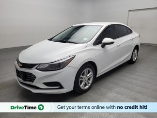 Used 2017 Chevrolet Cruze LT image 1