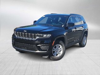 New 2025 Jeep Grand Cherokee Laredo w/ Luxury Tech Group I image 1