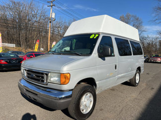 Used 2007 Ford E-150 and Econoline 150 Wagon image 1