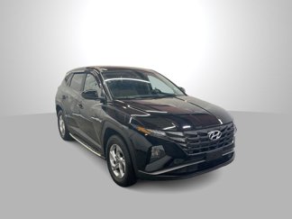 Used 2024 Hyundai Tucson SE image 1
