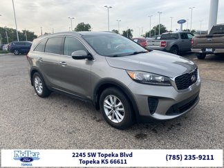 Used 2019 Kia Sorento LX w/ LX Convenience Package image 1
