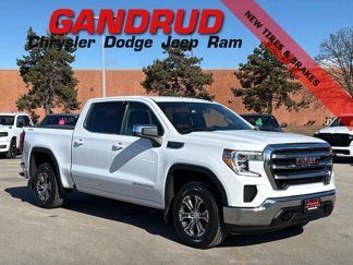 Used 2021 GMC Sierra 1500 SLE image 1