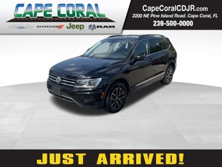 Used 2021 Volkswagen Tiguan SE image 1
