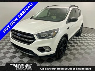 Used 2019 Ford Escape SEL image 1