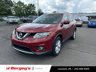Used 2015 Nissan Rogue SV w/ SV Premium Package image 1