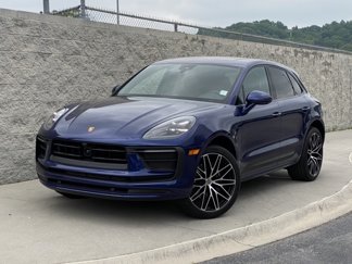 Certified 2024 Porsche Macan image 1
