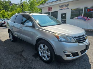 Used 2016 Chevrolet Traverse LT w/ Style and Technology Package image 1