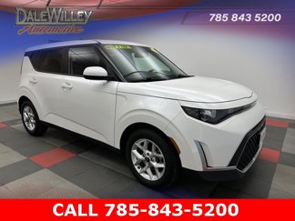 Used 2023 Kia Soul LX w/ LX Technology Package image 1