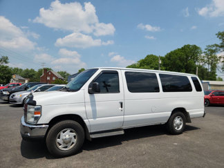 Used 2014 Ford E-350 and Econoline 350 XLT image 1