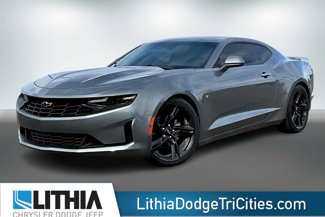 Used 2020 Chevrolet Camaro LT image 1