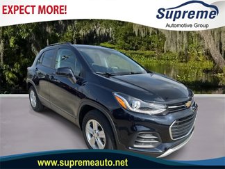 Used 2022 Chevrolet Trax LT w/ LT Convenience Package image 1