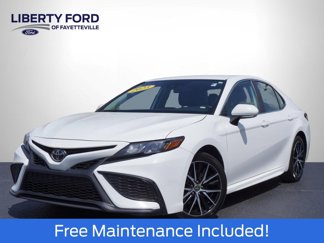 Used 2023 Toyota Camry SE image 1