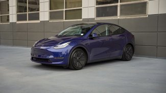 Used 2021 Tesla Model Y Long Range image 1