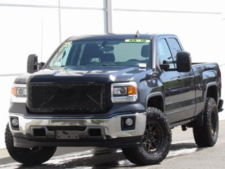Used 2015 GMC Sierra 1500 SLE w/ SLE Value Package image 1