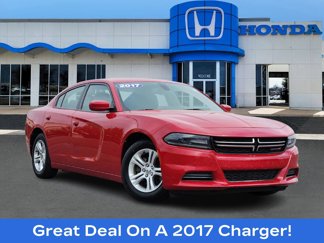 Used 2017 Dodge Charger SE image 1